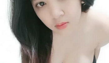 YUNA HOT