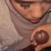 Pacar Hijab Ketagihan Nyepong