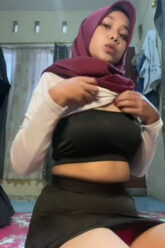 HIJAB Ngocok Pas Rumah Sepi