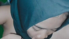 ADIK Hijab Penurut Di Ewe