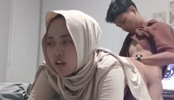 NGAJAKIN Pacar Hijab Ngentod Di Hotel.jpg