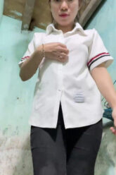 KARYAWATI Pabrik SUka Rekam Ngocok.jpg