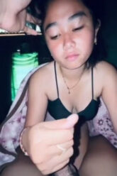 Rekam PACAR Ngocokin Crot Mulut.jpg