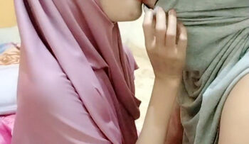 Sayang HIJAB Roleplay Prank KULI.jpg