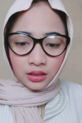 CAMELINA Hijab Omek Ganas.jpg