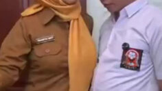 MAIN Sama BU Guru Hijab Maniak SEX.jpg
